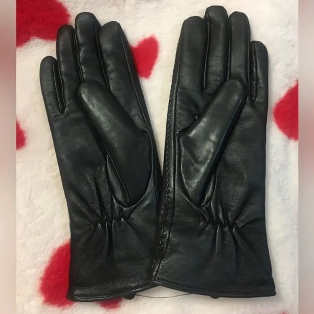 Fownes Brothers MEDIUM Black Leather Gloves 7.5 women’s
